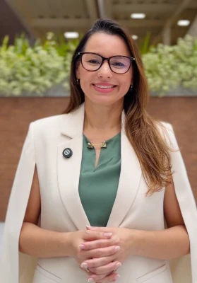 Karoline Medeiros, Diretora Geral da Trinum
